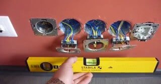 Установка розеток в Троицке в октябре